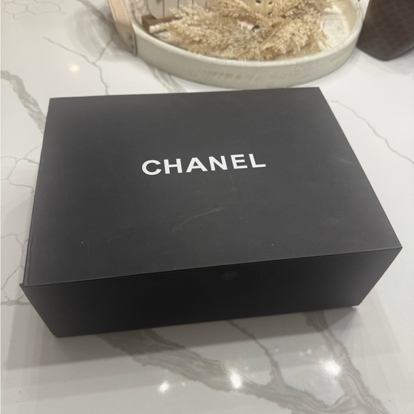 CHANEL Metallic Blue Mademoiselle Flap Bag - Picture 4 of 16